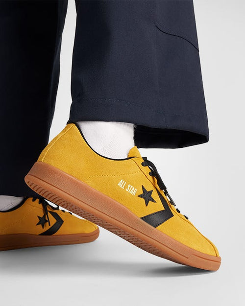 All Star Classic Trainer Suede Cano Baixo