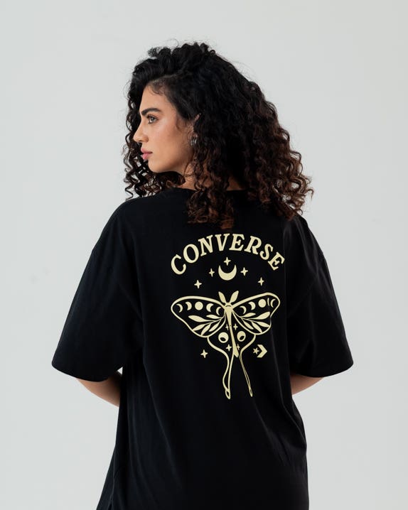 Camiseta Borboleta Frente e Costas Oversized Fit Feminino