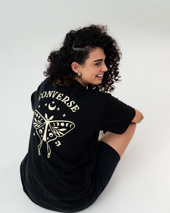 Camiseta Borboleta Frente e Costas Oversized Fit Feminino