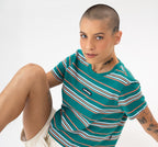 Camiseta Cropped Listrado Standard Fit Feminino
