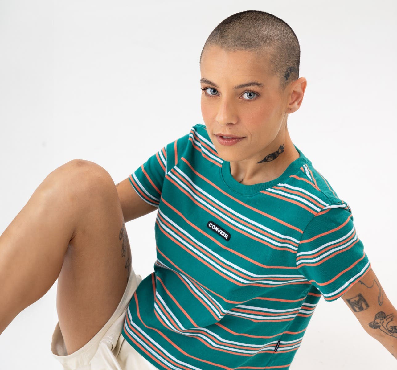 Camiseta Cropped Listrado Standard Fit Feminino