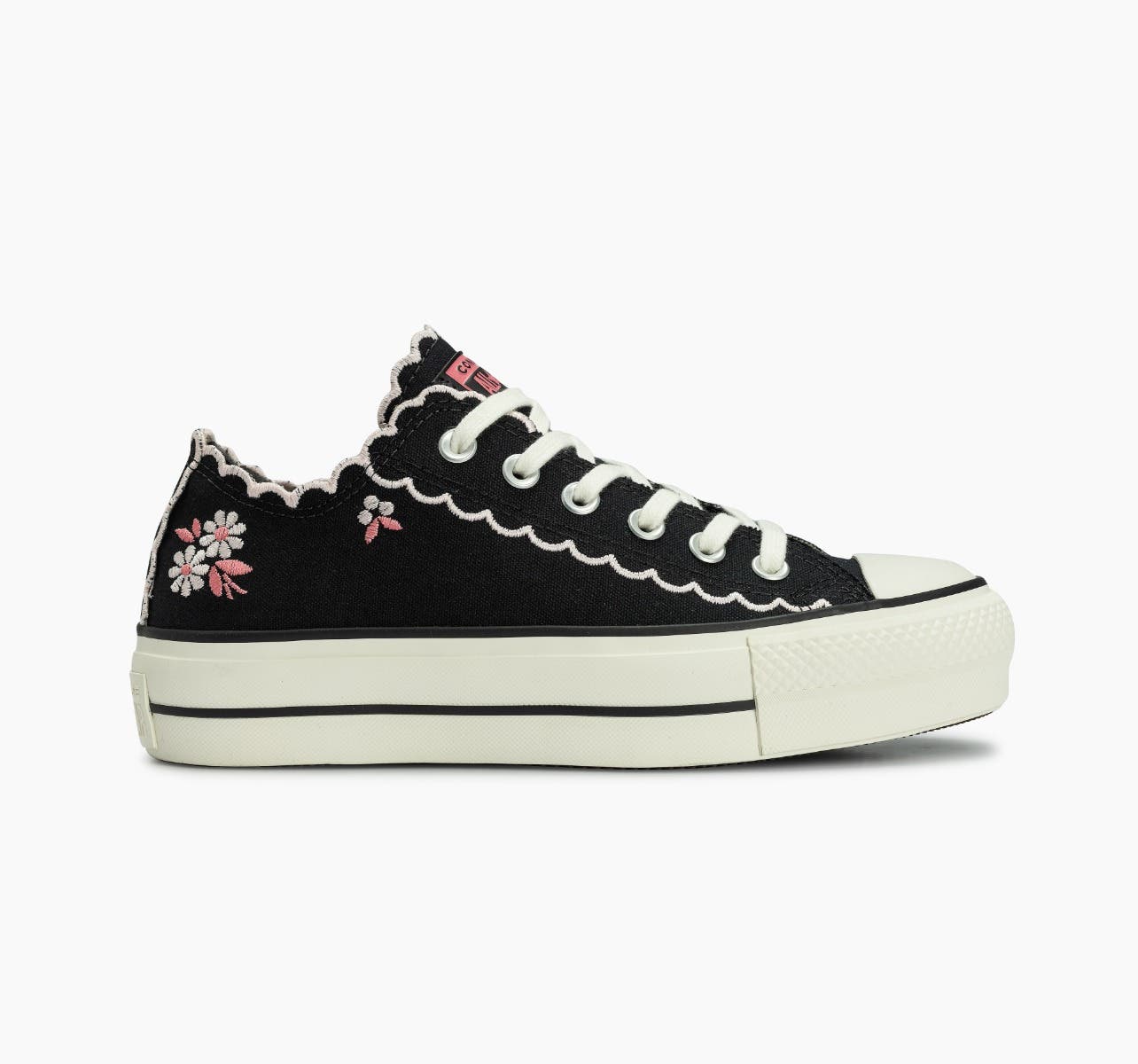 Chuck Taylor All Star Lift Embroidery Graphic