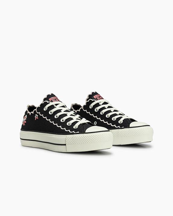 Chuck Taylor All Star Lift Embroidery Graphic