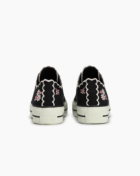 Chuck Taylor All Star Lift Embroidery Graphic