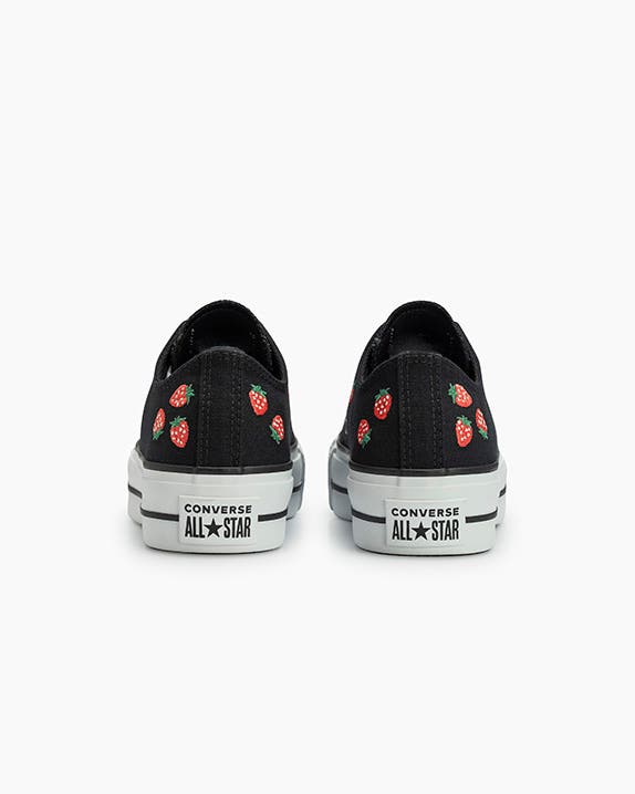 Chuck Taylor All Star Lift Strawberries