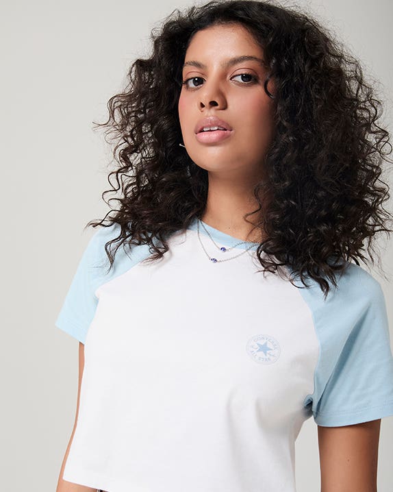 Camiseta Cropped Raglan Standard Fit Feminino